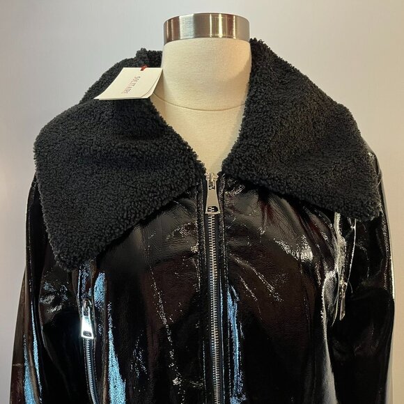 Solitaire Black Glossy Jacket - Picture 2 of 5